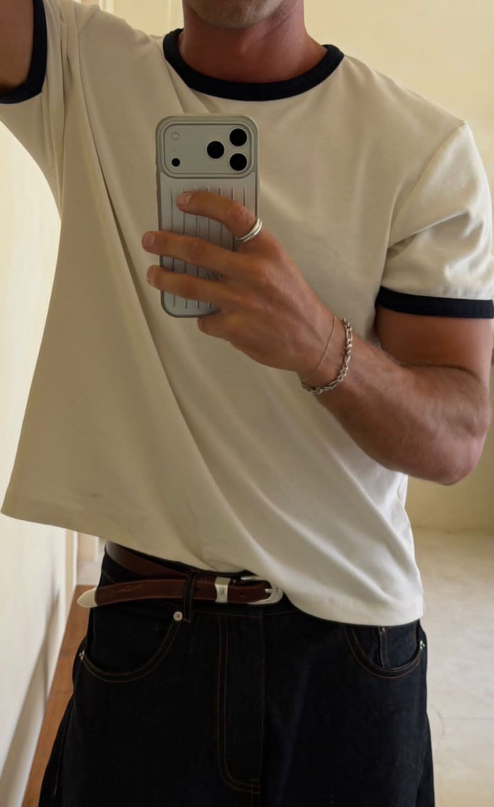 Muscle Fit Cropped Ringer Tee